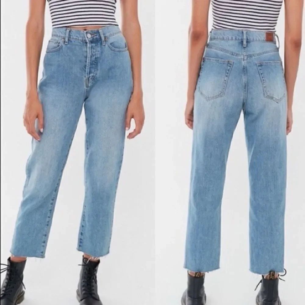 BDG Urban Outfitters Women's Slim Straight Button Fly Jeans Light Wash Size 29